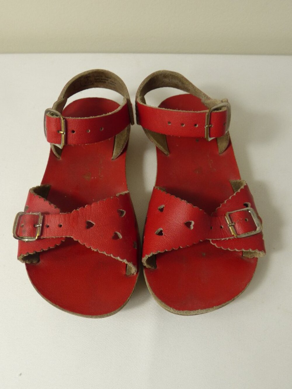 Salt Water Red Sun-San Sweetheart Sandals, Size 9
